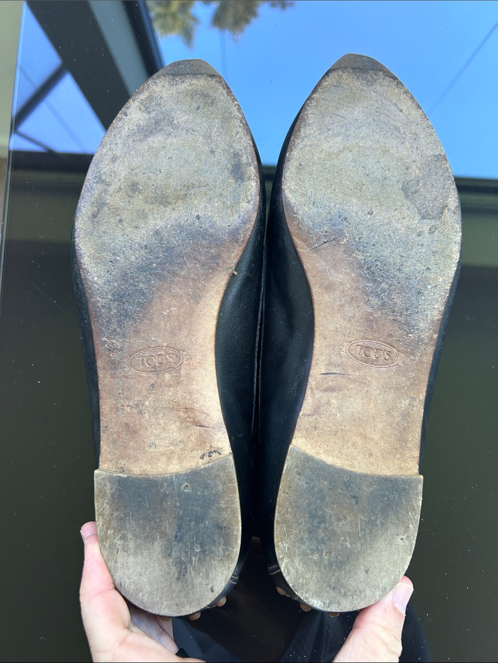 TOD’S Black Leather Flats with Tan Buckle Detail 39 - Picture 7 of 7